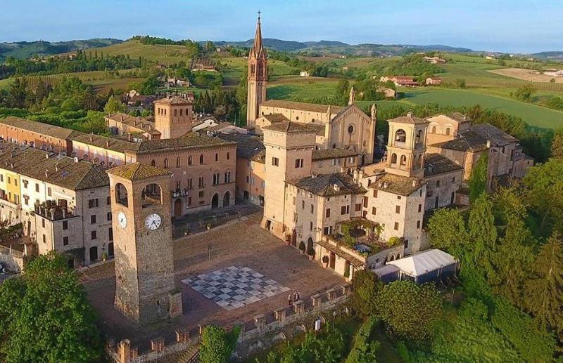 B&B Luna Castelvetro di Modena Eksteriør billede